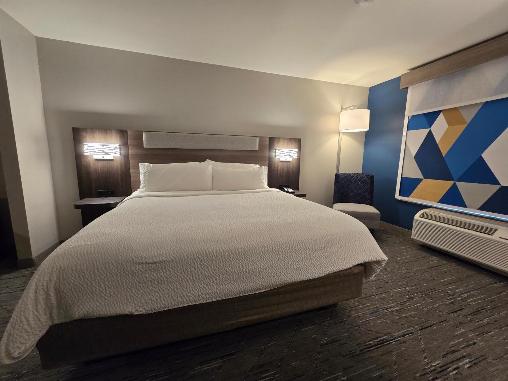 Holiday Inn Express & Suites - Smithfield/Selma By Ihg Экстерьер фото