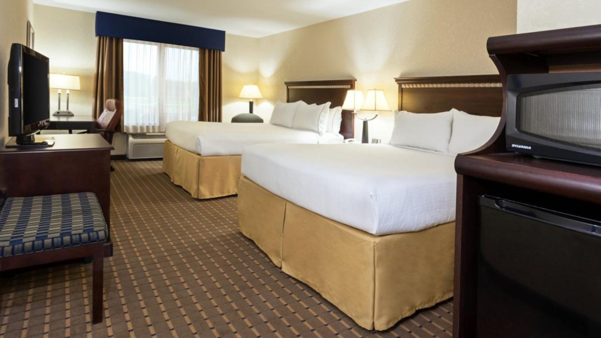 Holiday Inn Express & Suites - Smithfield/Selma By Ihg Экстерьер фото